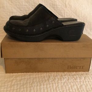 Women’s Born Marley Black clogs sz 9